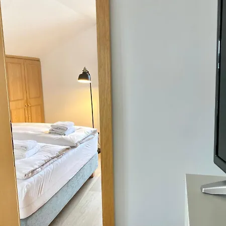 Gemuetliche Am Tegernsee - Ruhig Im Dachgeschoss * バート・ウィーゼ