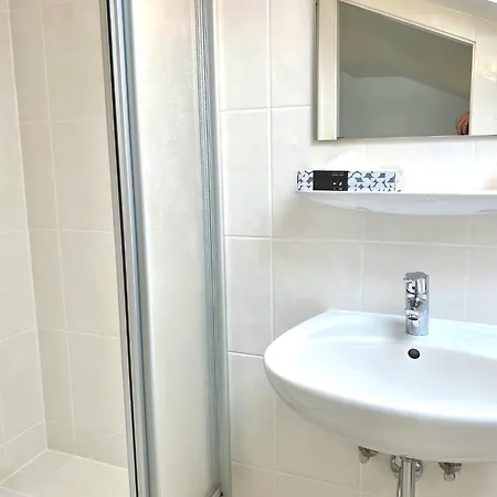Gemuetliche Am Tegernsee - Ruhig Im Dachgeschoss Apartamento *
